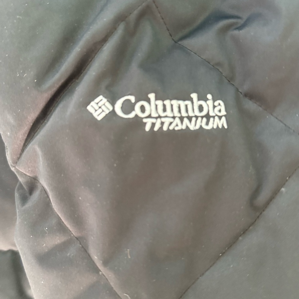Kids Colombia titanium jacket size 7/8 snow ski & snowboard jacket in black - Picture 6 of 8